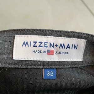 Mizzen + Main Chinos - Dark Grey Color